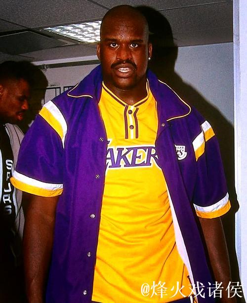 奥尼尔真的什么都会玩啊